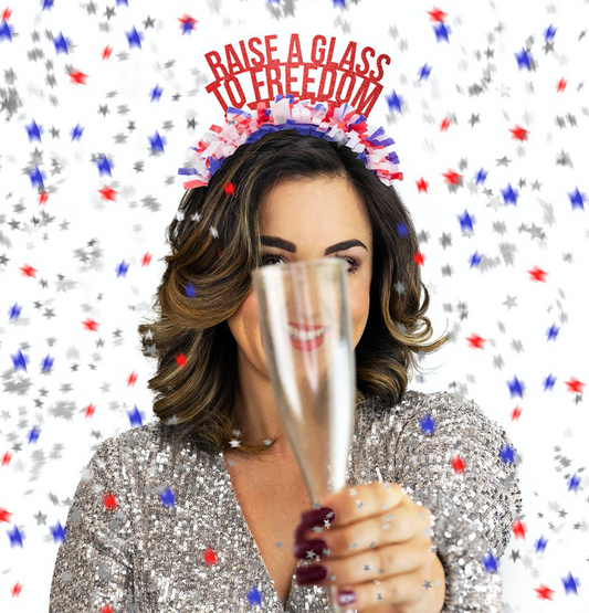 Last Minute 4th of July Party Ideas including a "raise a glass to freedom" glittery silver party headband