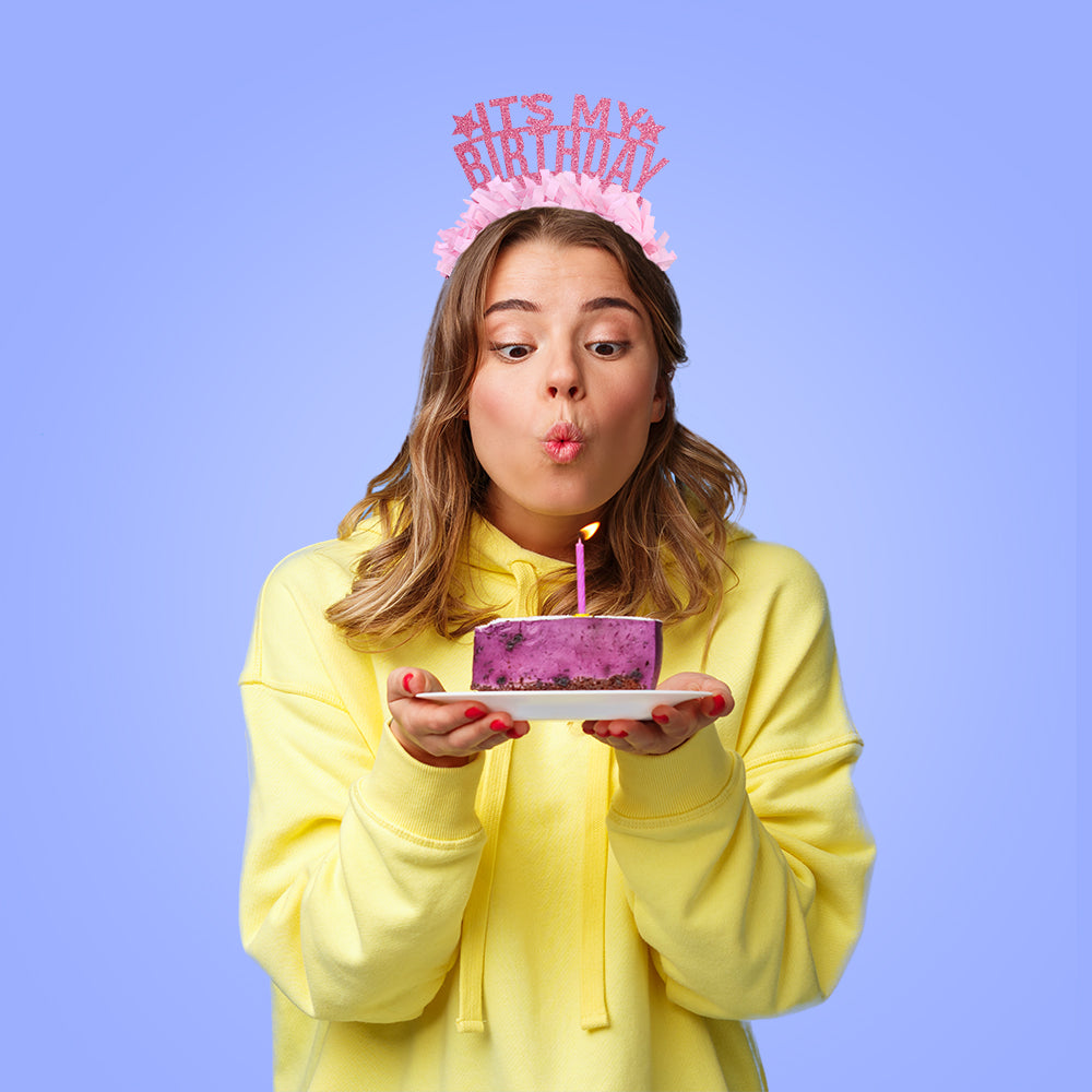 Oruola Its My Birthday hoofdband - kleurrijke glitter regenboog kwastje tiara kroon voor vrouwen feest - zoete gelukkige verjaardag accessoires voor kinderen, peuters en meisjes Oruola Its My Birthday hoofdband - kleurrijke glitter regenboog kwastje tiara kroon voor vrouwen feest - zoete gelukkige verjaardag accessoires voor kinderen, peuters en meisjes